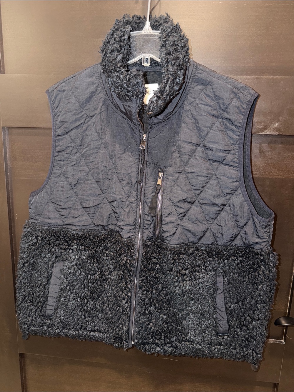 Abercrombie & Fitch Black Quilted & Sherpa Zip Vest